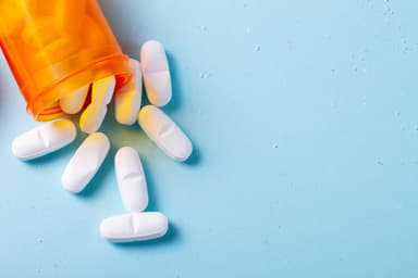 White pills - neirfy - stock.adobe.com_AdobeStock_226352071