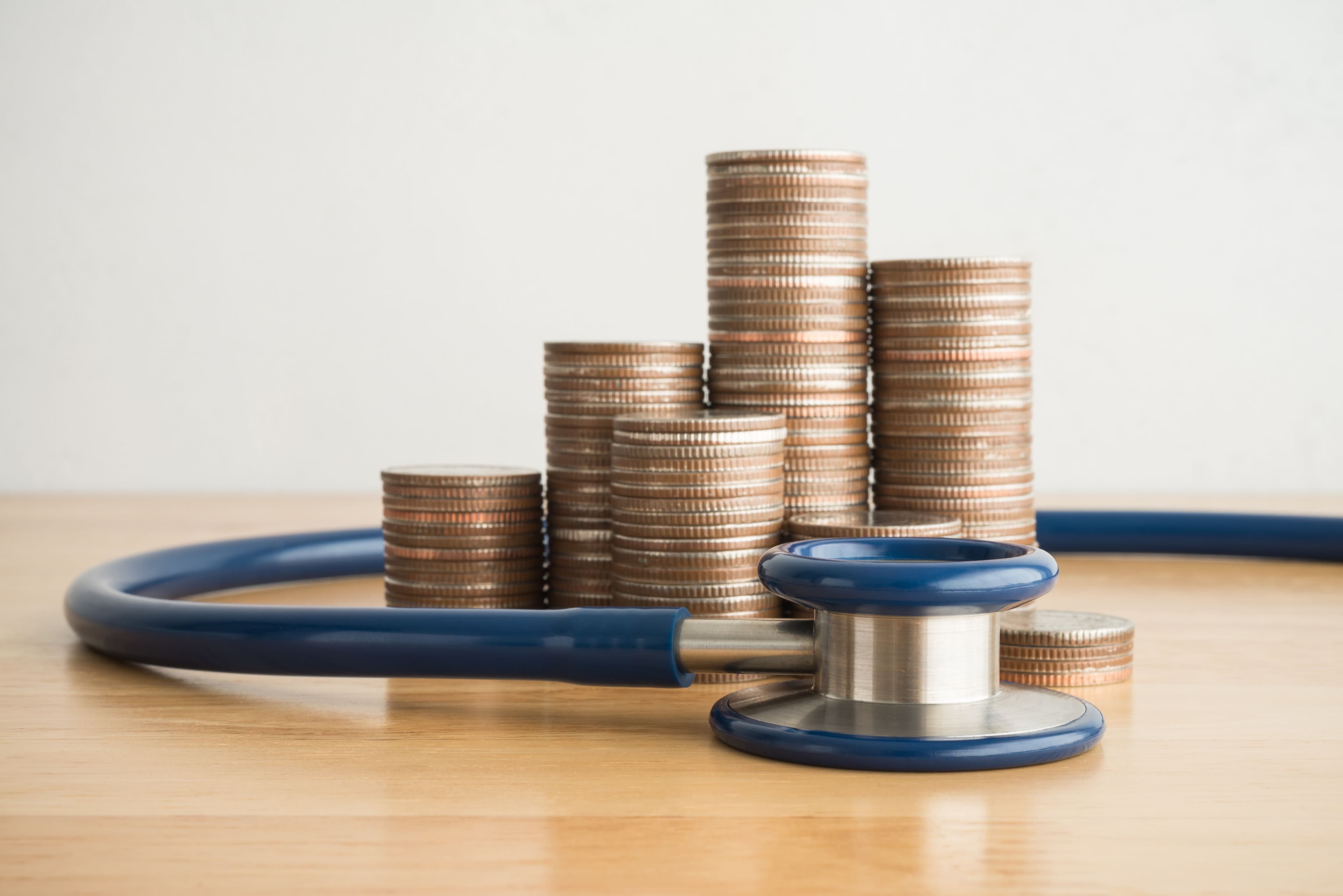 money and stethoscope | Image Credit: © pla2na - stock.adobe.com