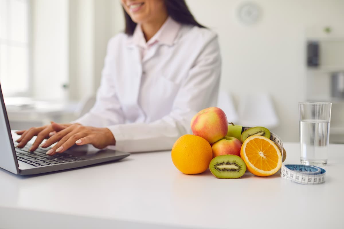 The study suggests the codesigned EWWMS program filled a need for reliable and evidence-based nutrition information for patients with MS. | Image credit: Studio Romantic - stock.adobe.com