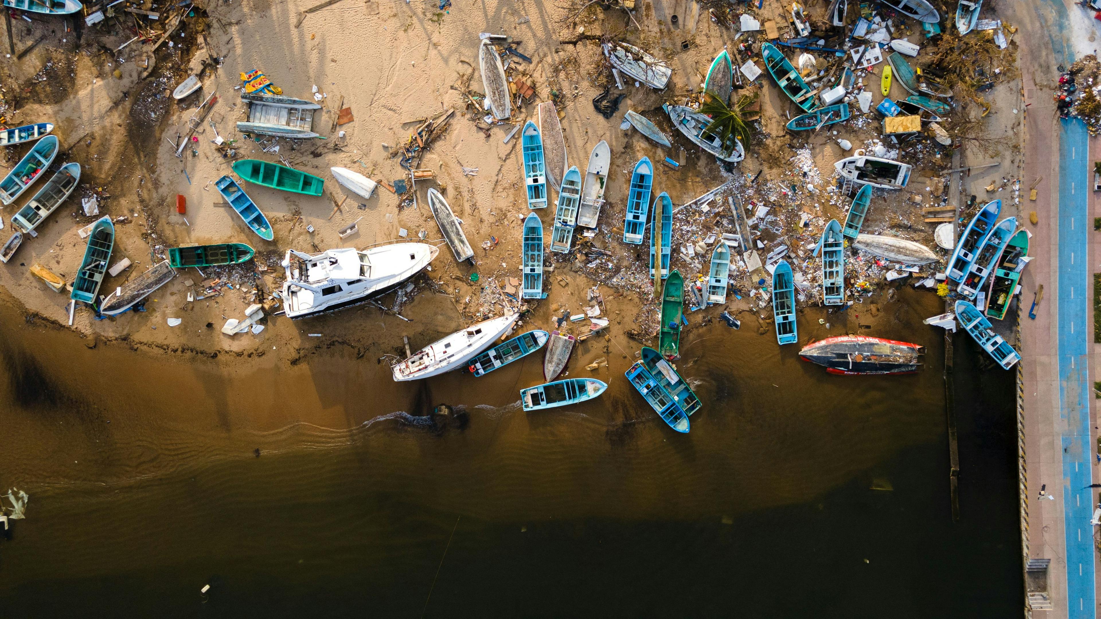 Hurricane damage to boats and shoreline | Macbeth GP - stock.adobe.com