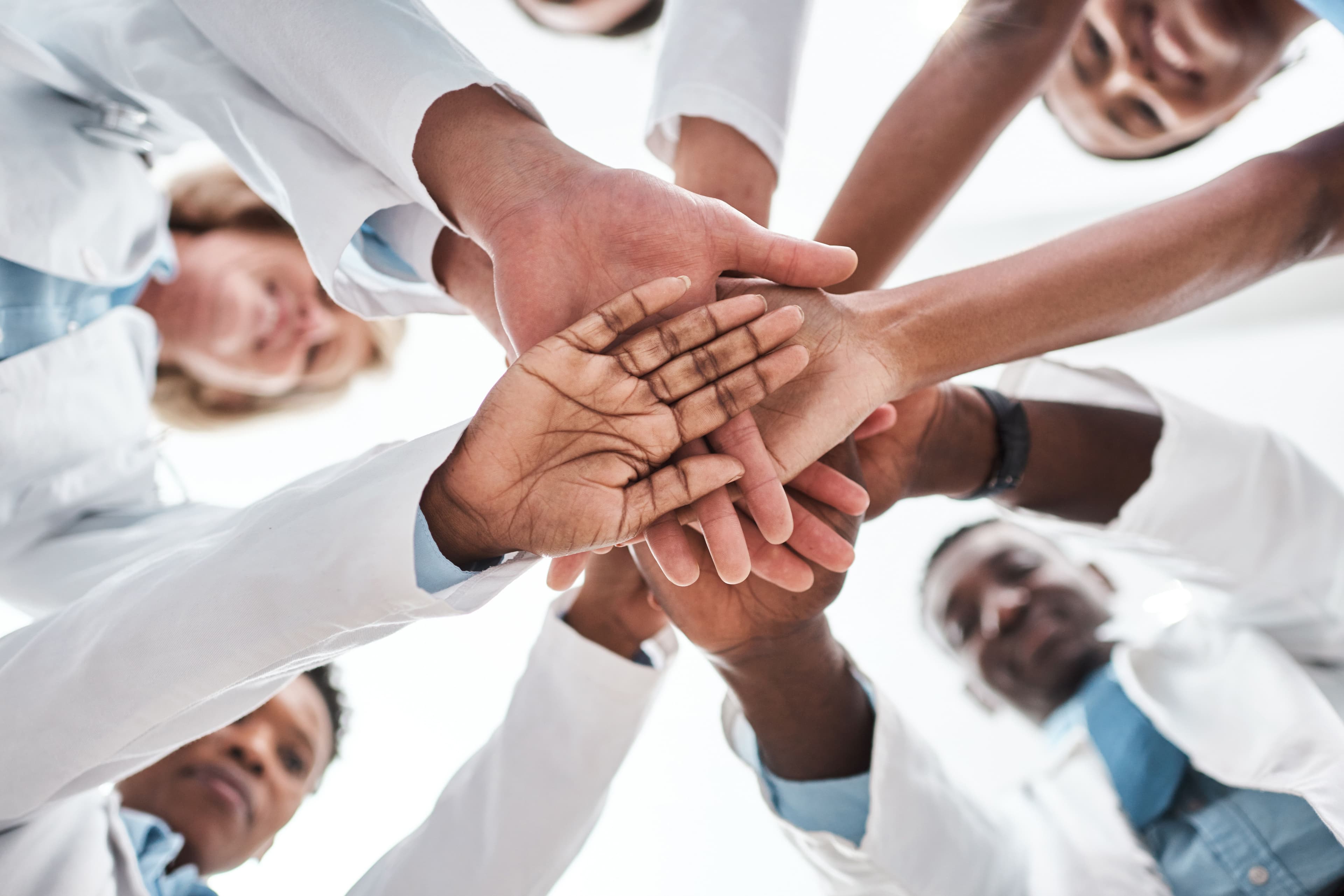 Clinicians working as a team | Image Credit: Chanelle Malambo/peopleimages.com - stock.adobe.com