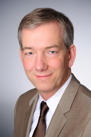 Headshot of Peter Borchmann, MD | Image credit: European Society of Medical Oncology